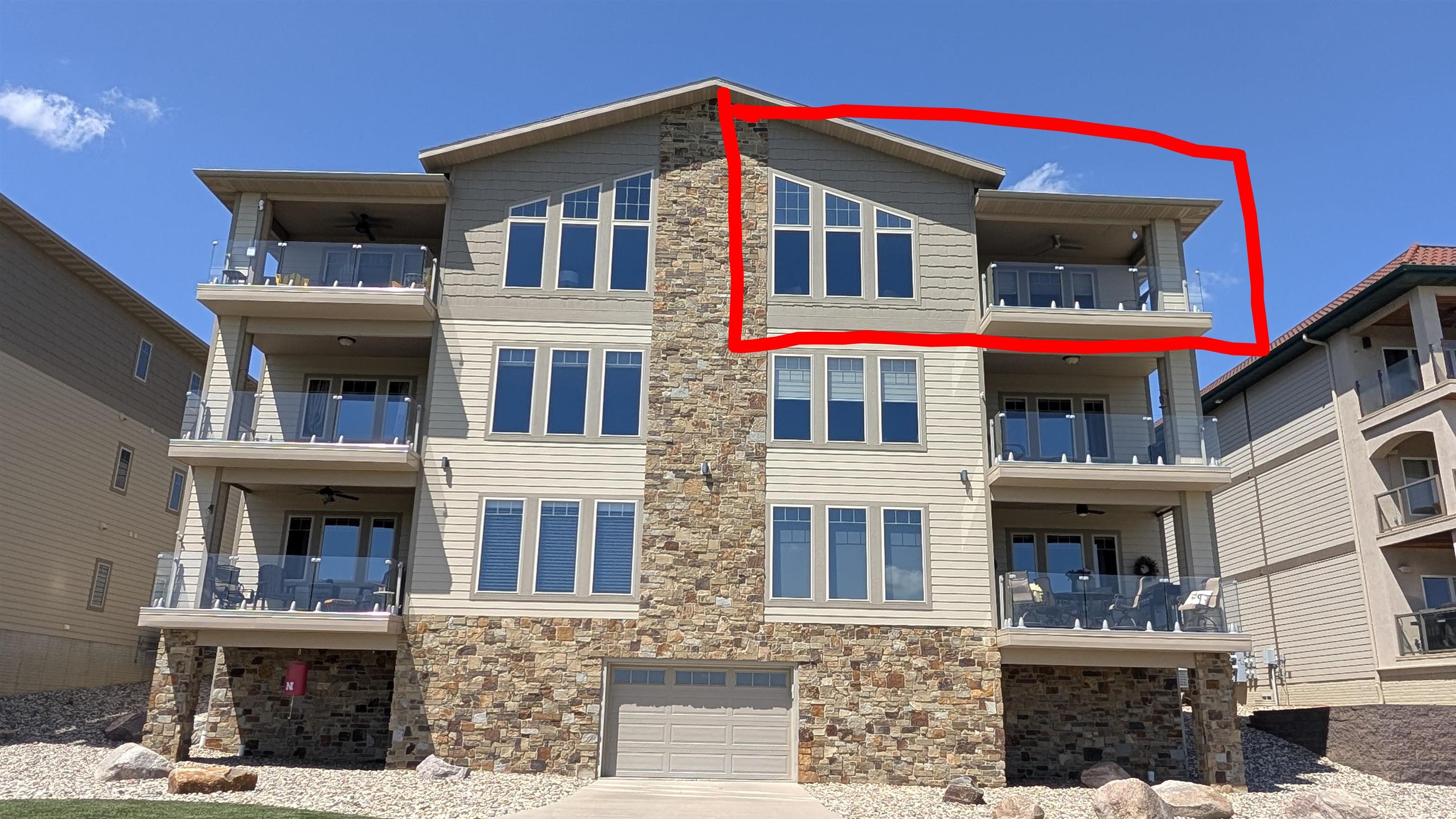103 Marina Bluffs Ct, #2E, Yankton, SD
