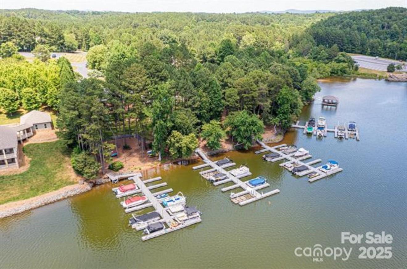 5501 Bridgewater Drive