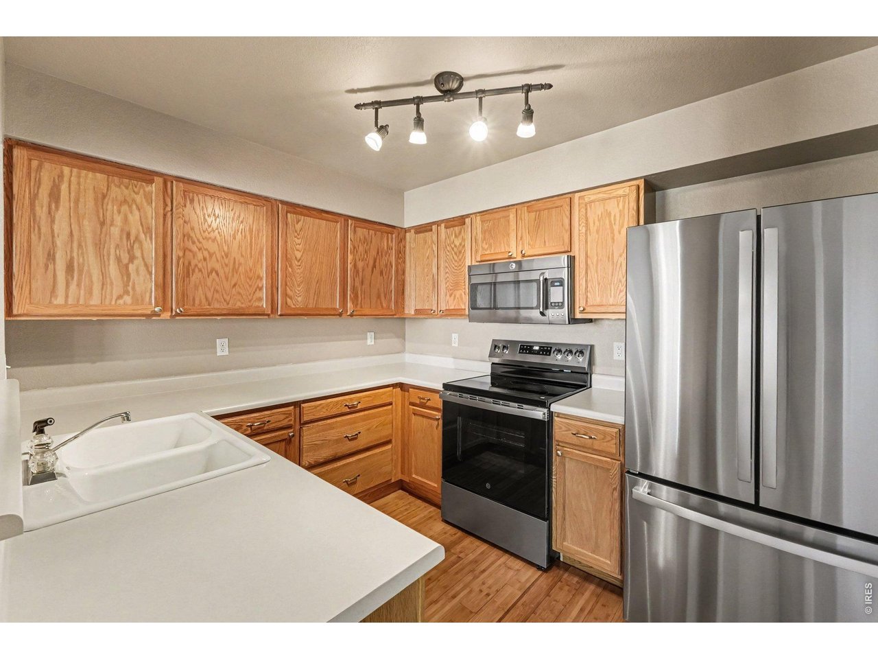 6615 Antigua Dr 11