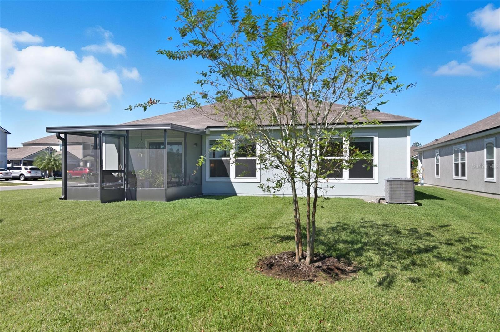 2 Pinnacle Place
