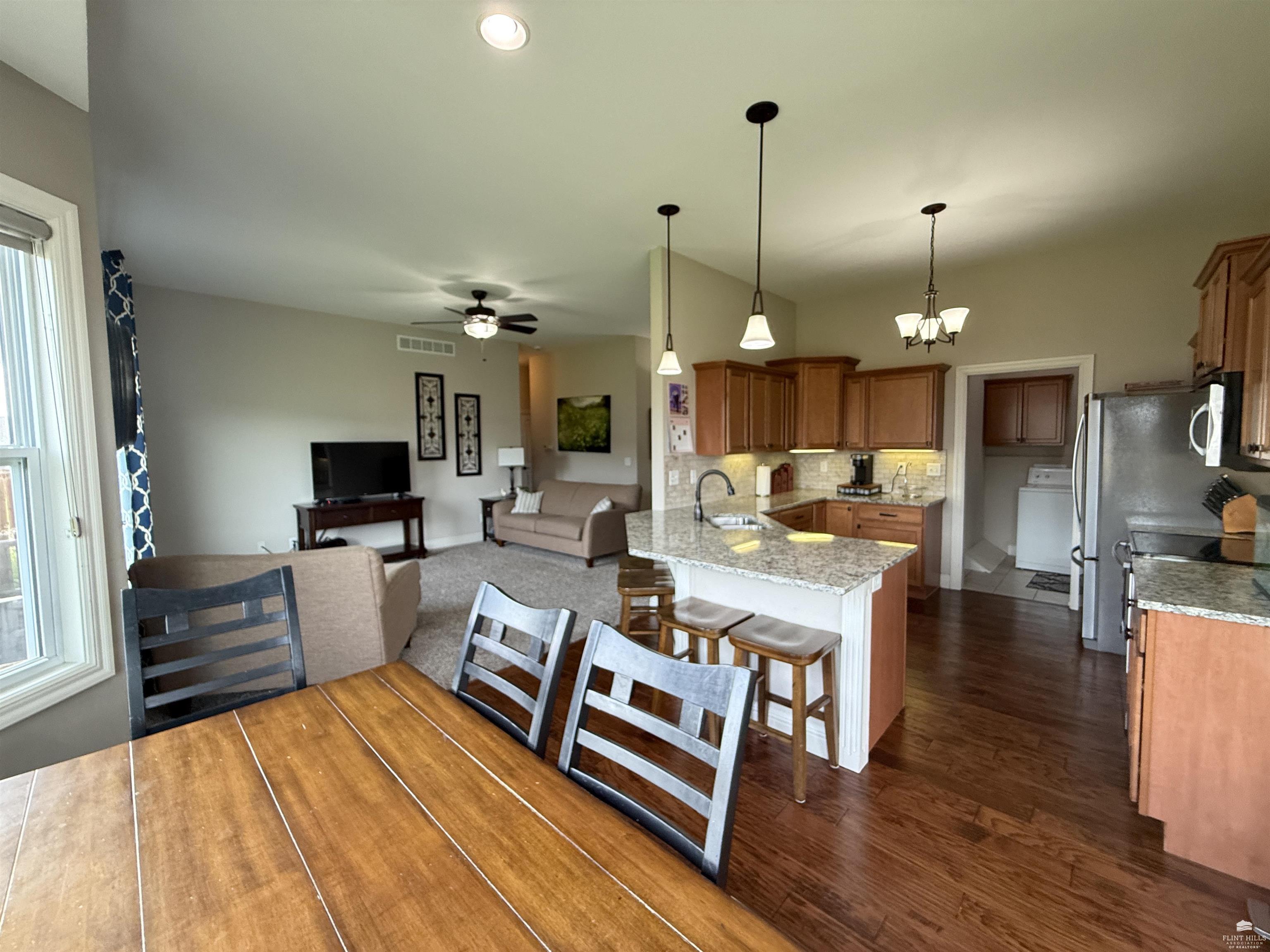 9946 Rosemary Lane
