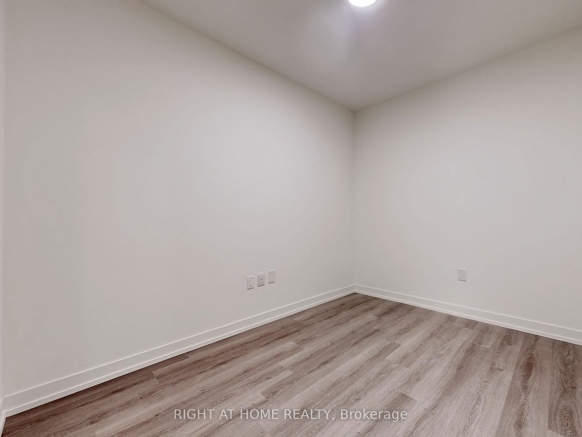 138 S Downes St 7207