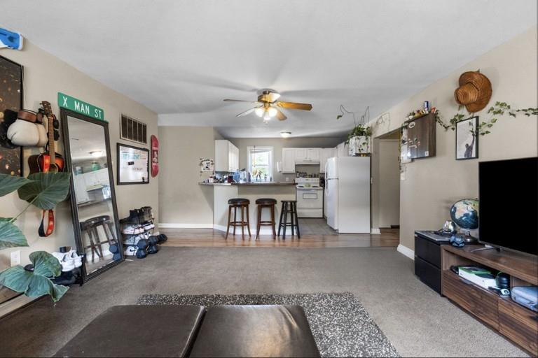 1119-1125 Merriam Lane