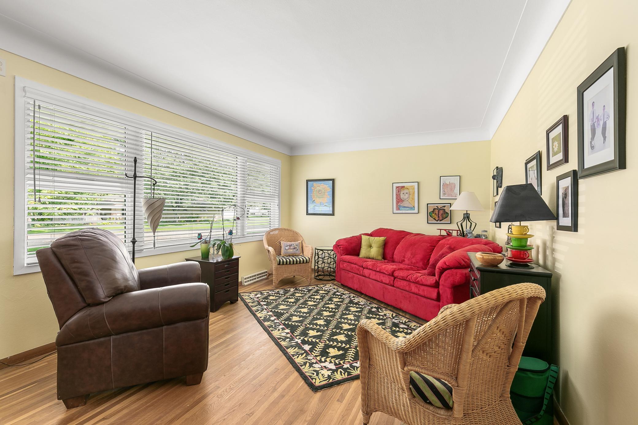 2655 Woodside Lane