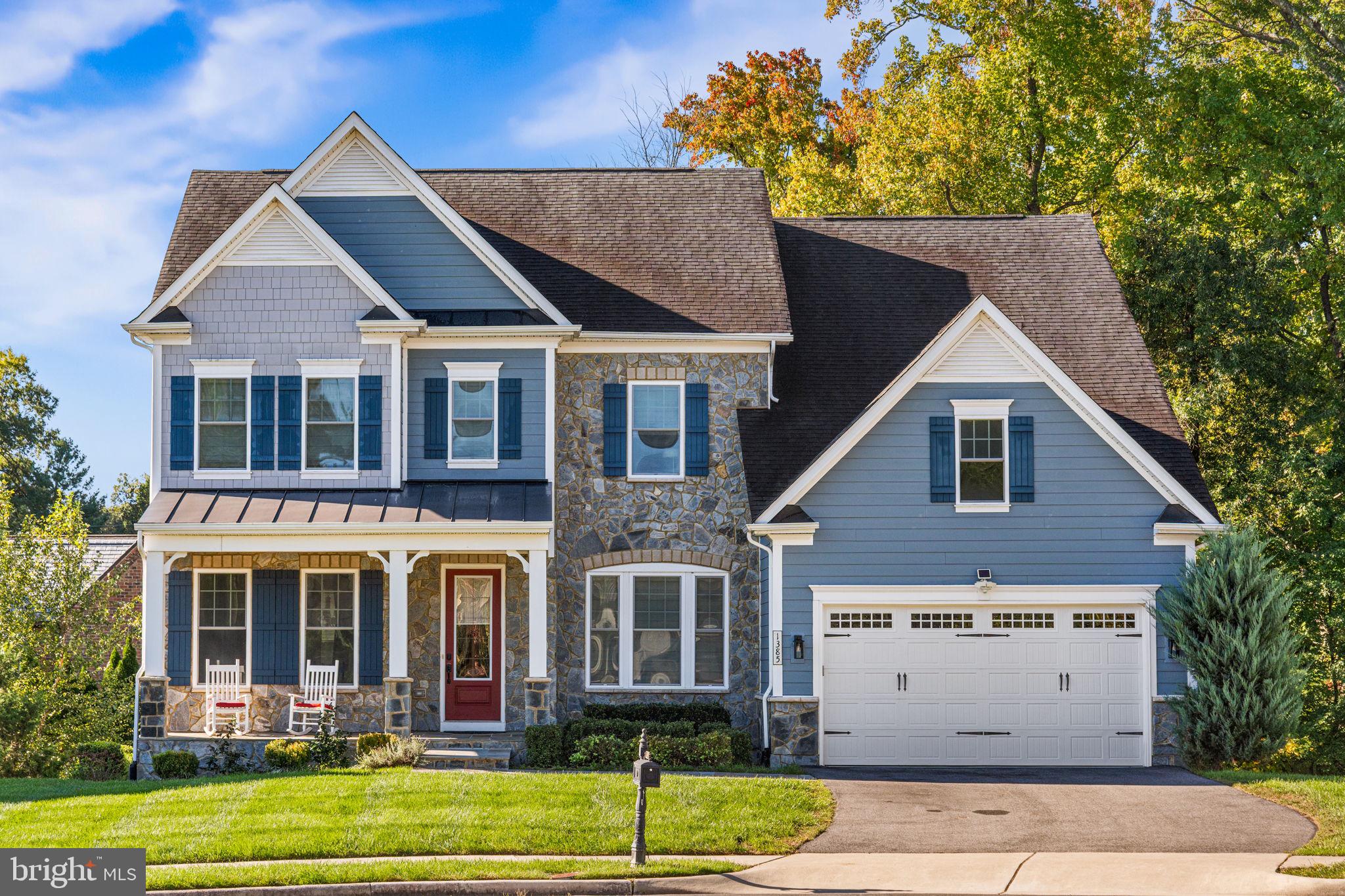 1385 Bishop Crest Court