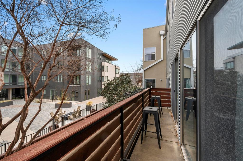 5205 Capitol Avenue 9