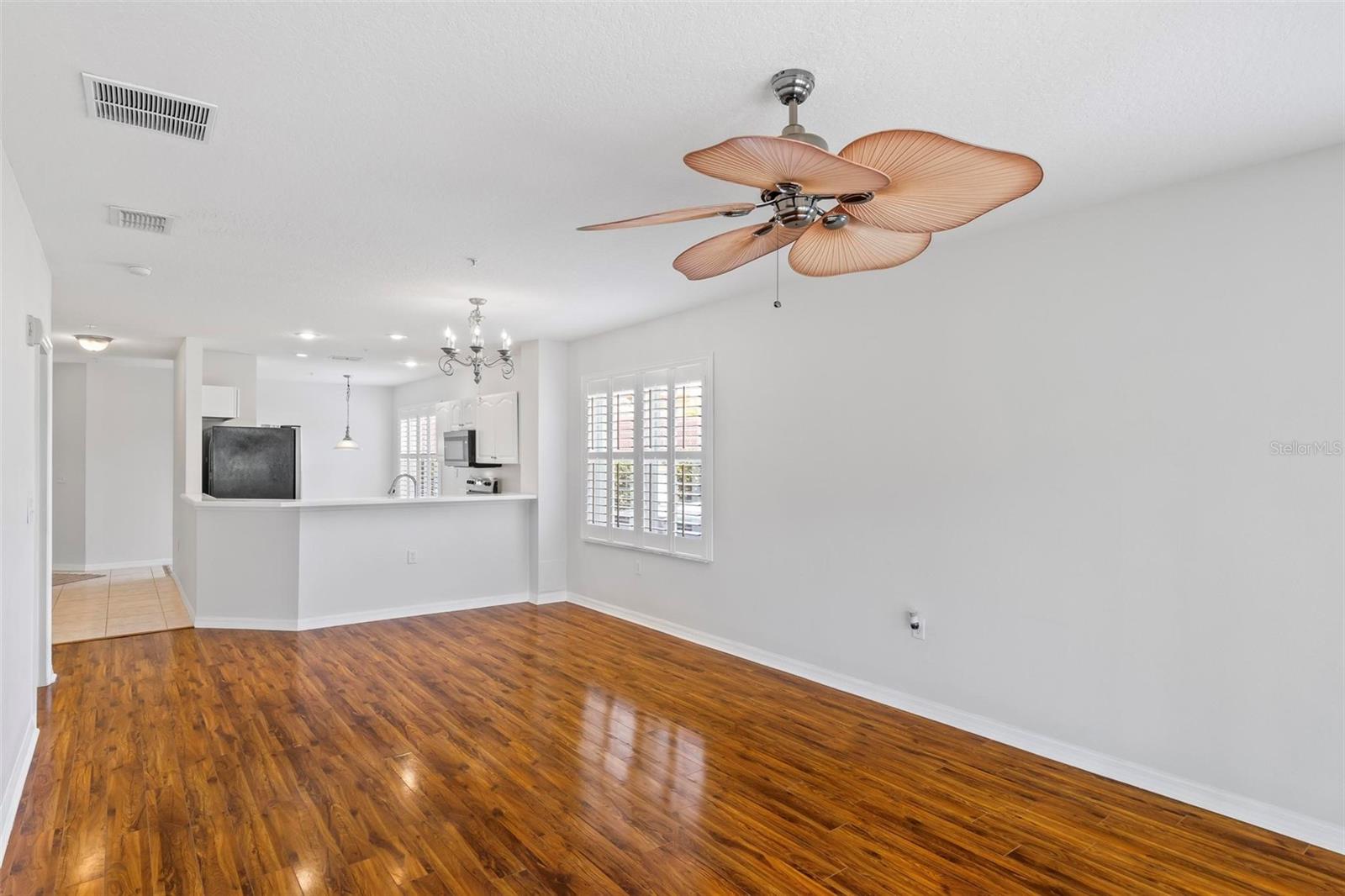 1100 Canopy Walk Lane 1111