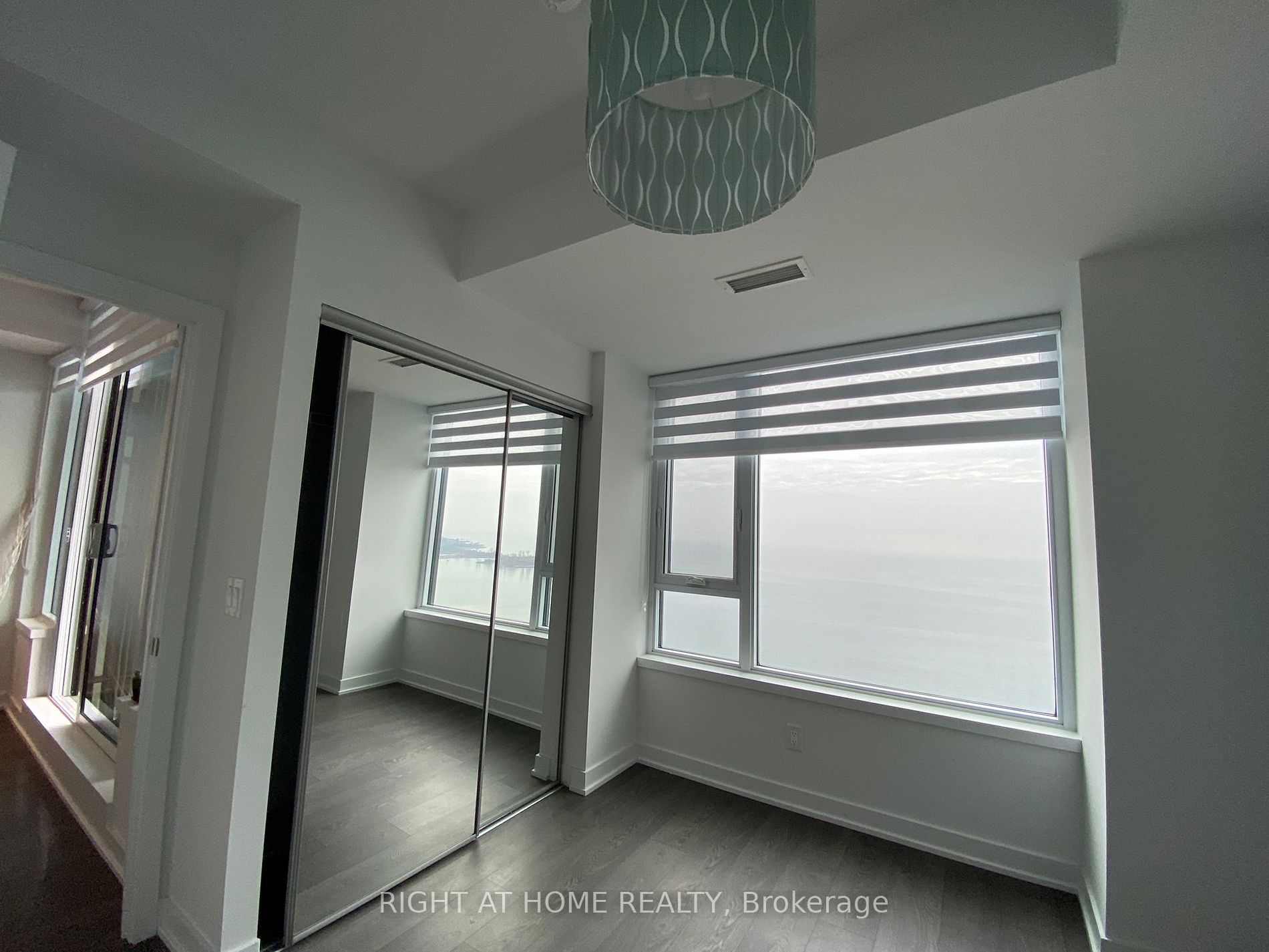1928 W Lakeshore Blvd 3308
