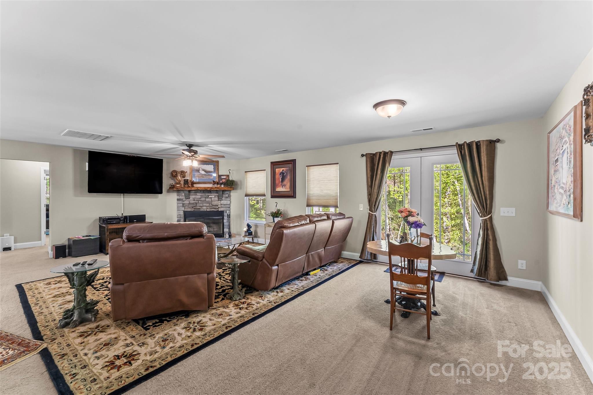 3381 Peninsula Pointe Drive NW