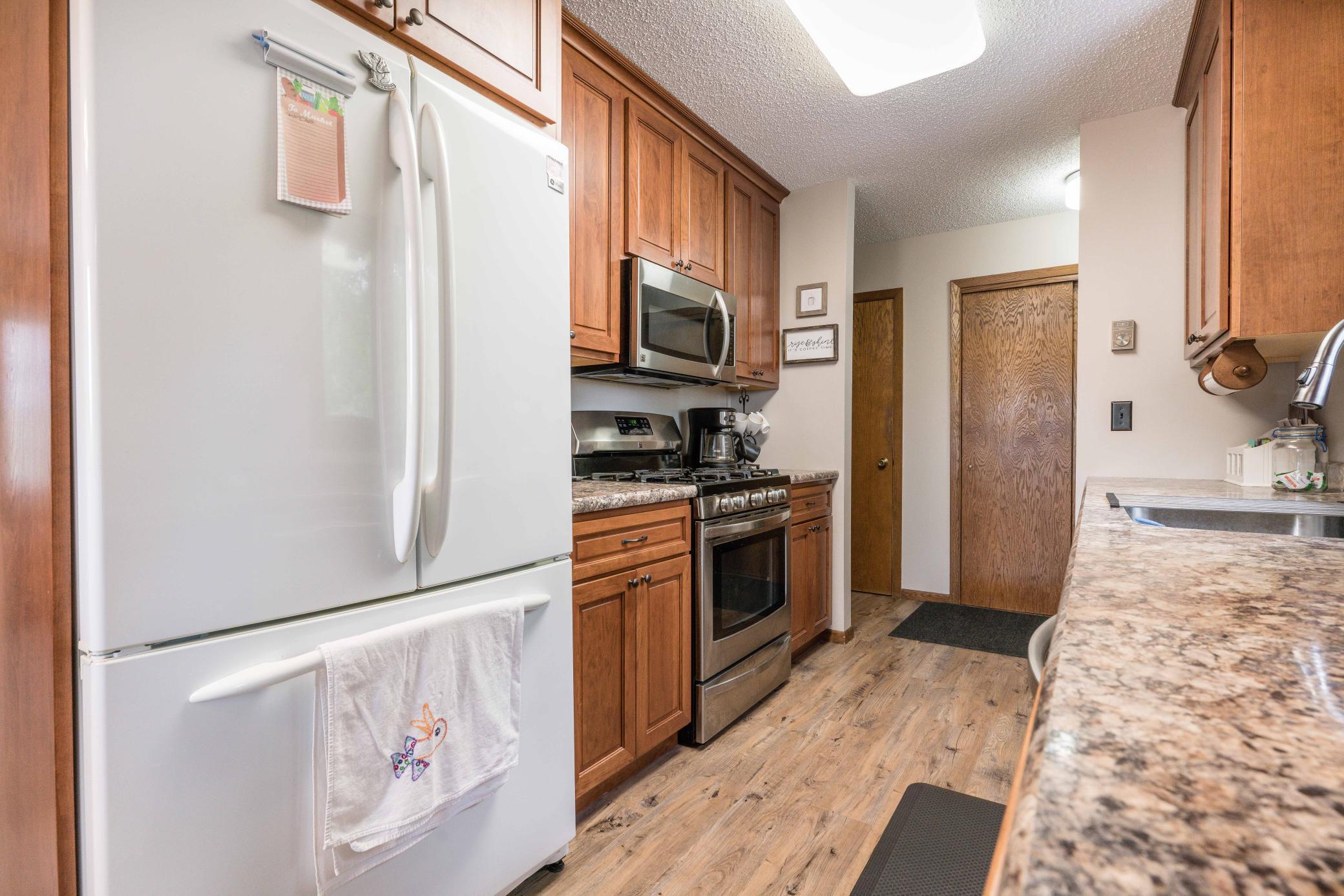 23490 Cottonwood Lane