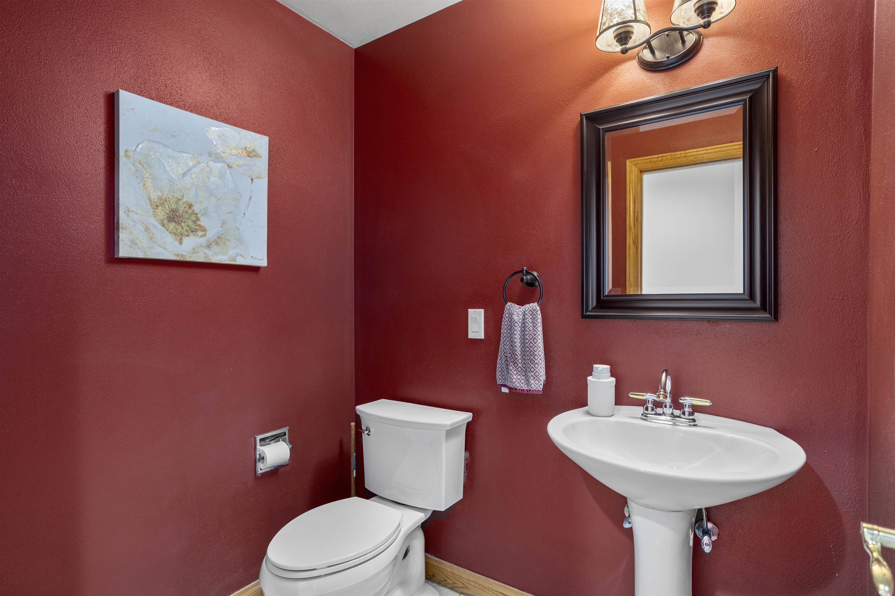 1501 E WYNDMERE Drive