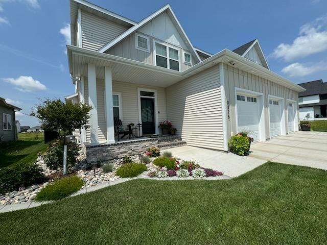 8825 Meadowlark Parkway