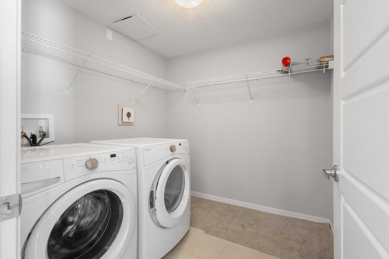 20 Seton Park SE 305