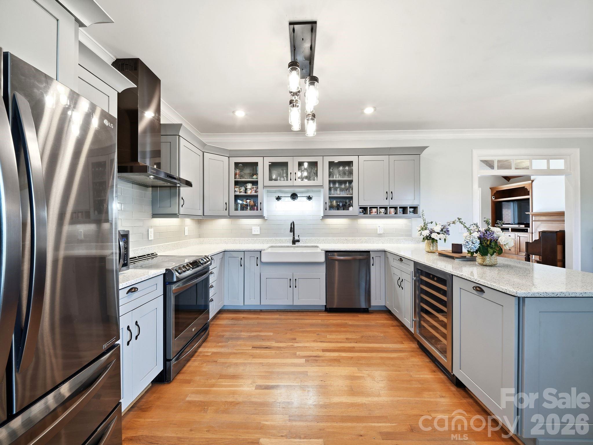2950 Pearidge Road