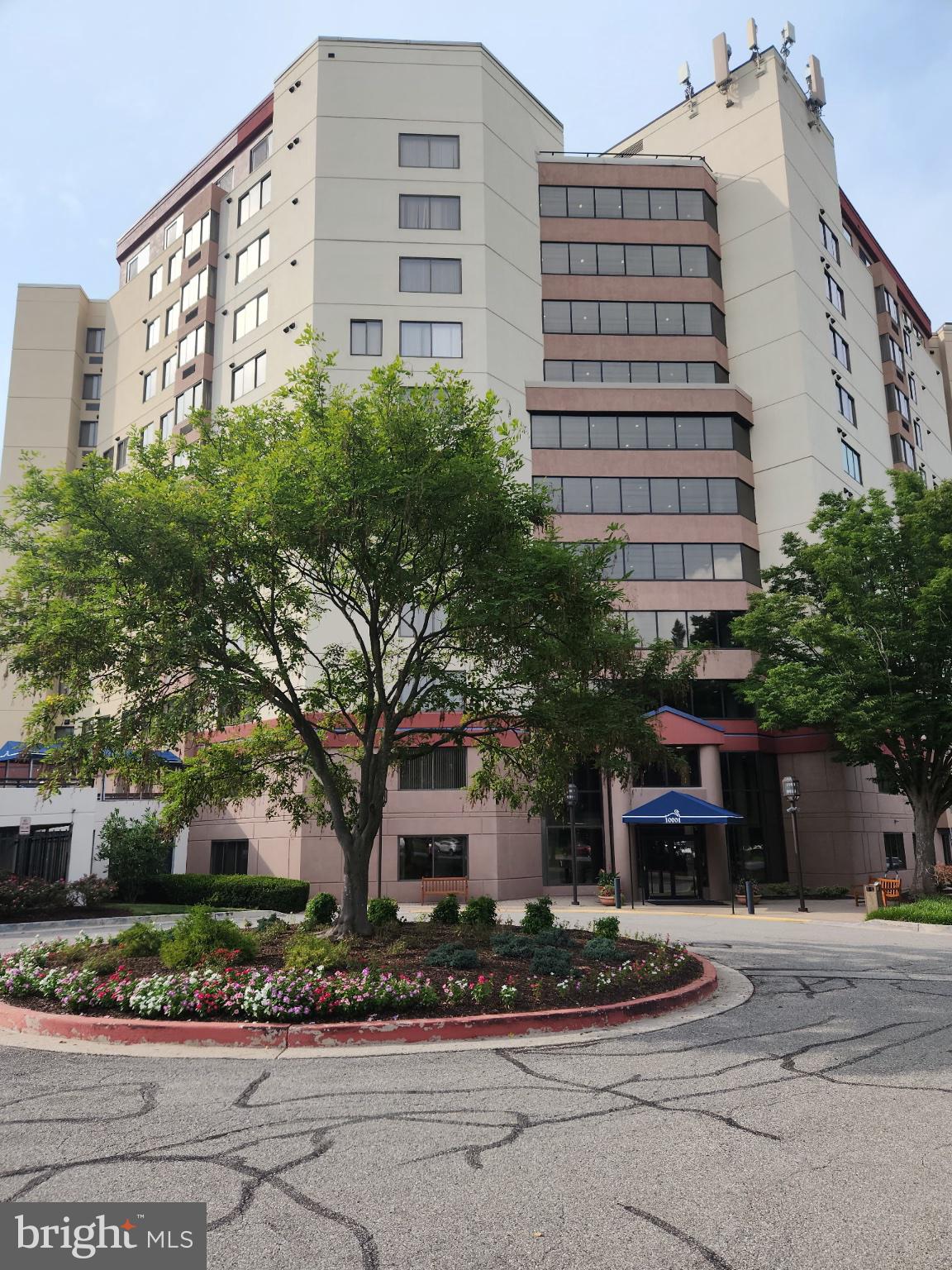 10001 Windstream Drive 806