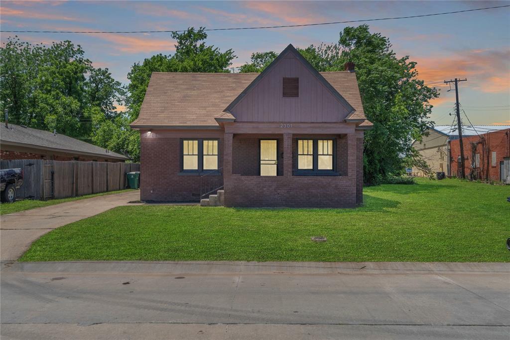 Discover this charming 2-bedroom, 1-bath home, beautifully remodeled and ideally located just 2 miles from the OU Medical Complex in Oklahoma City. This move-in ready residence, built in 1929, seamlessly blends its original character with modern design, showcasing brand new flooring, paint, and fixtures throughout. The kitchen boasts an arched entryway, gas stove, marble tile backsplash, and updated gold fixtures, while the beautifully updated bathroom features quartz countertops and a tiled shower with a tub. Relax in the living area complete with a bricked fireplace, and enjoy the generously sized, fenced backyard. Call today to schedule your private showing!