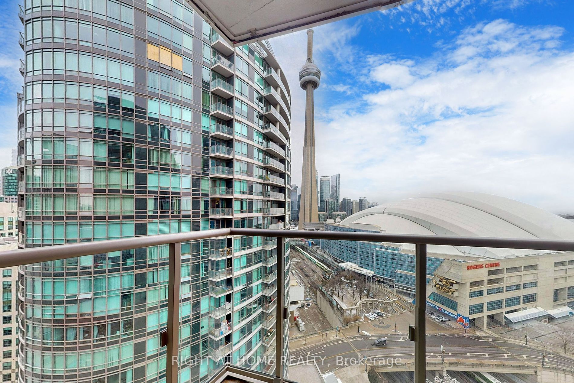 373 W Front St 2808