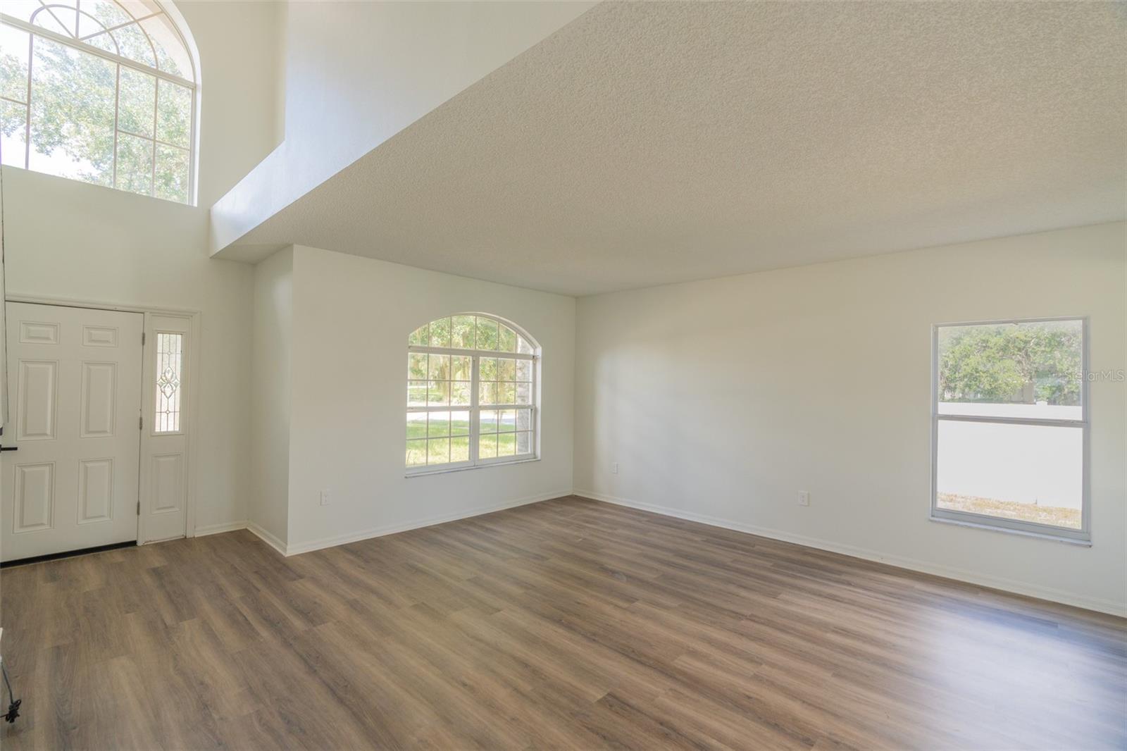 4401 Evergreen Forest Loop