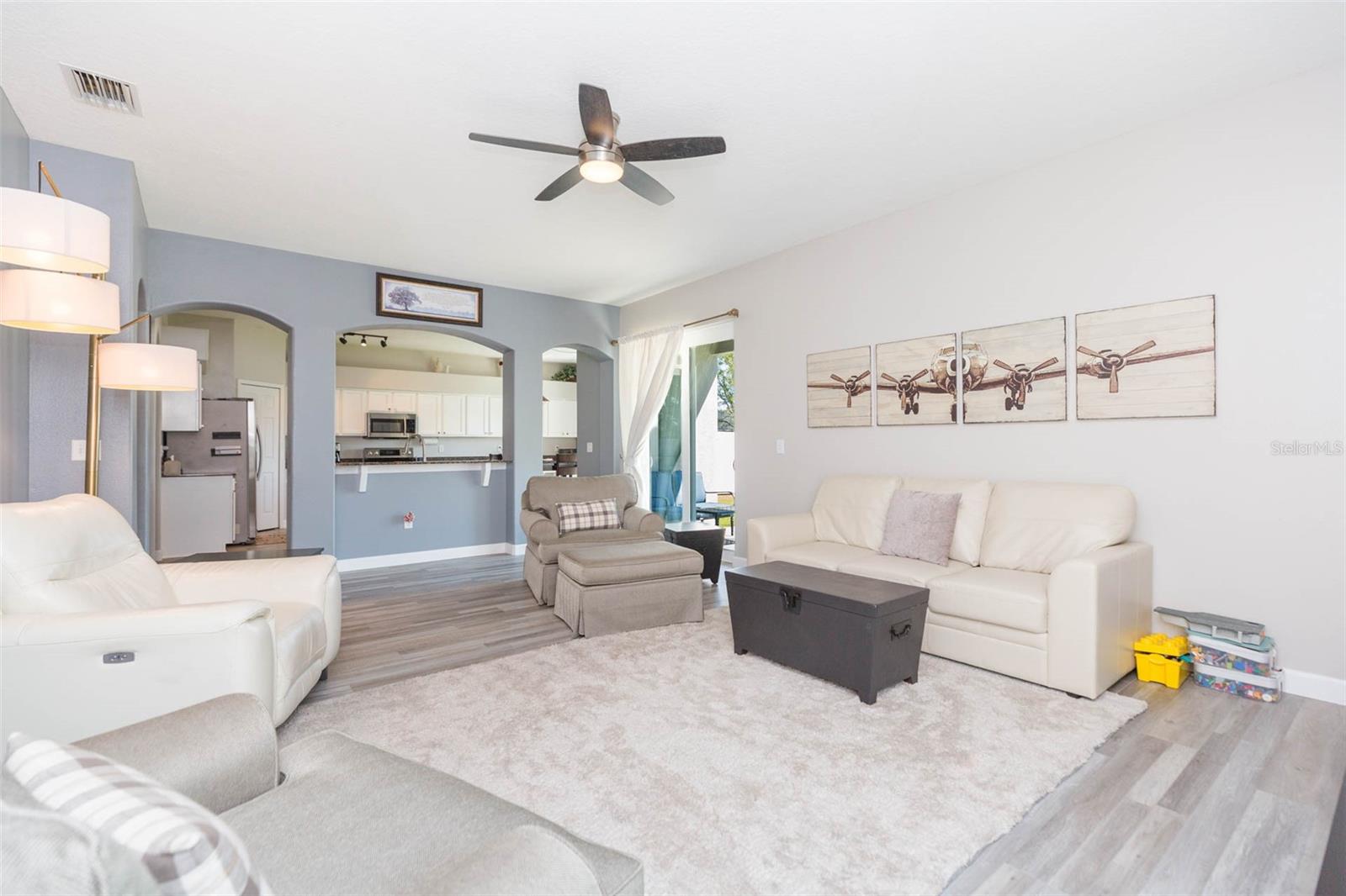 7352 Cutwater Lane
