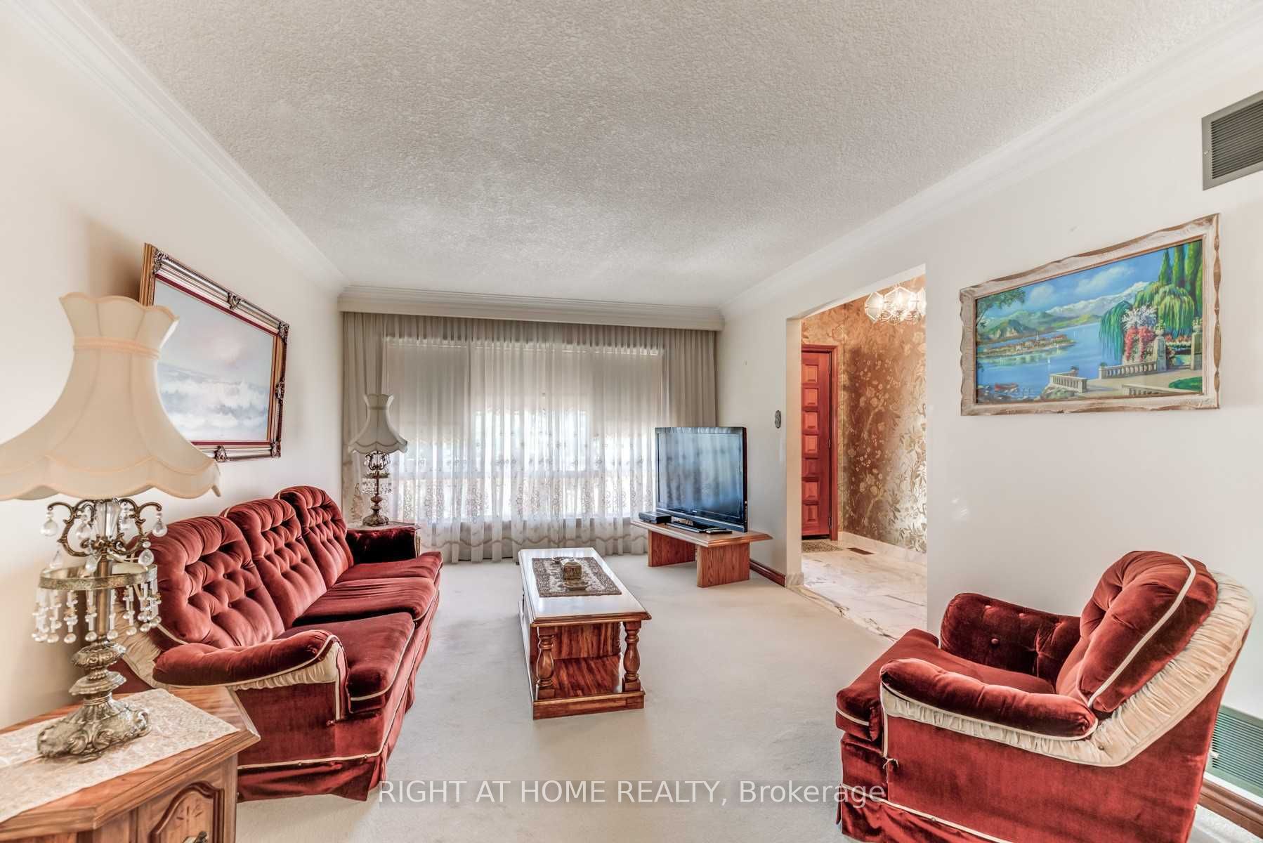58 Delbert Dr