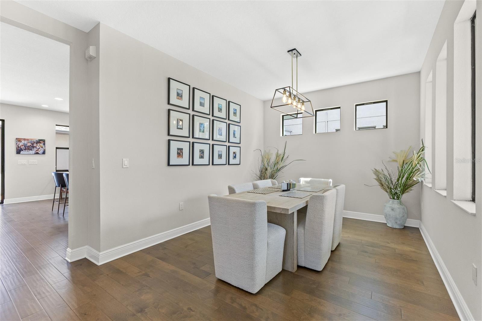 4123 W La Salle Street