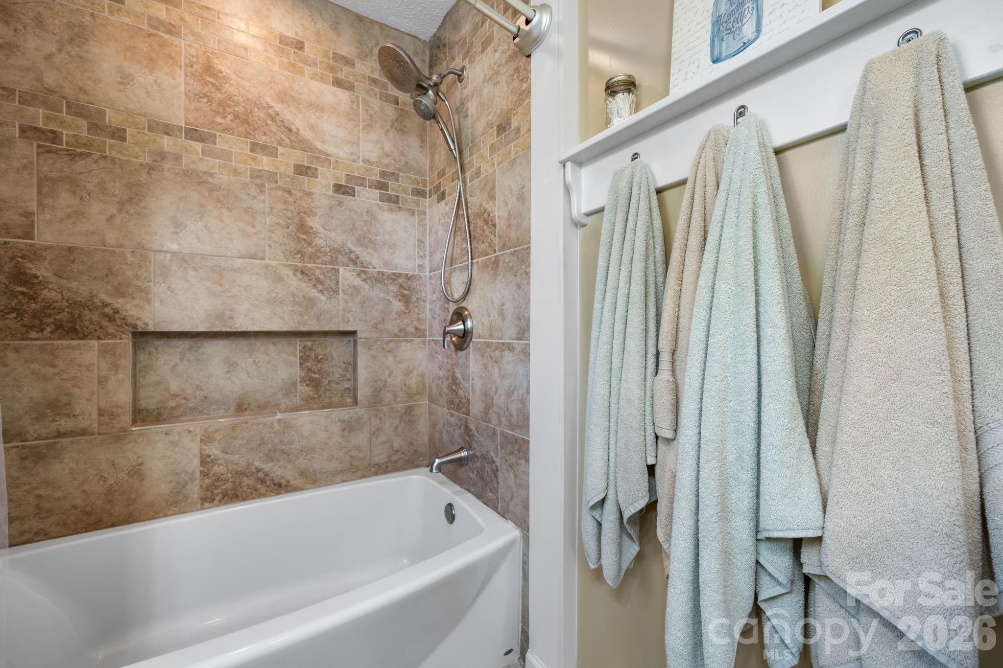 104 Buck Shoals Circle