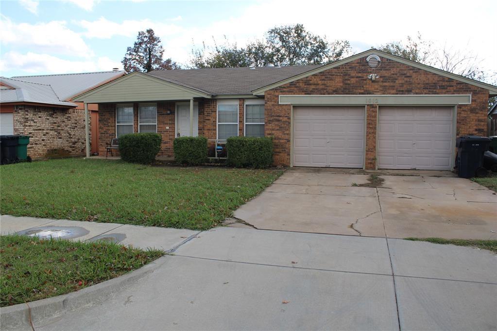 Check out this cute home now available. Featuring newer flooring in the living room and hall, fresh paint throughout, a tiled shower and much more. Great location just a short drive to highways, schools, parks, shopping, restaurants and much more.