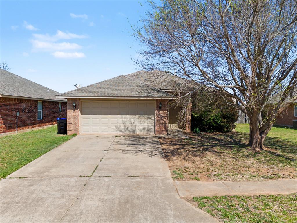 Motivated Seller!This home has been well lived in as a rental for many years. In a well established/desirable Edmond neighborhood.Great opportunity for 1st time buyer OR  investment opportunity with strong rental potential. New roof 3/2026 , New Carpet 4/10/2026