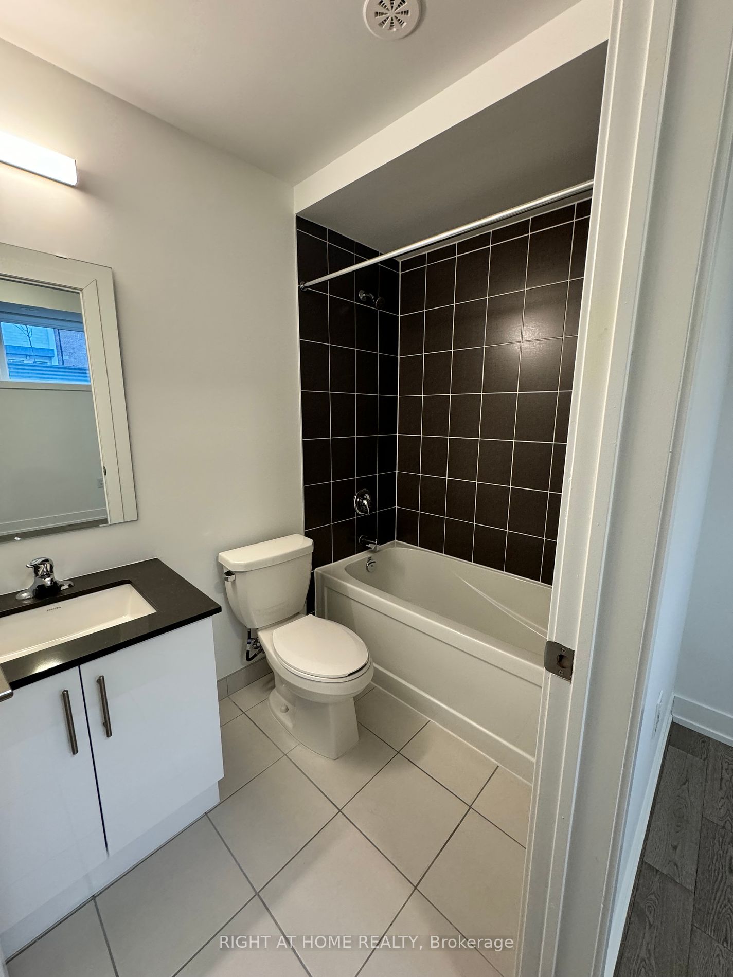 1085 Douglas Mccurdy Comm Rd 112