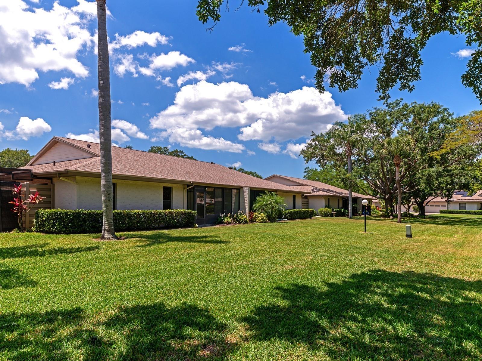 4503 Lake Vista Drive 4