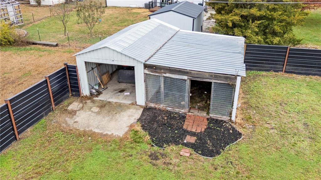 211 N Lincoln Street