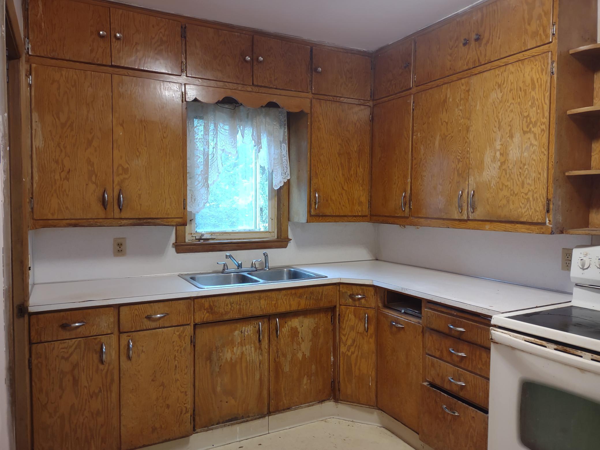 1208 S Sheridan Street