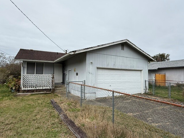 1621 Harding Road