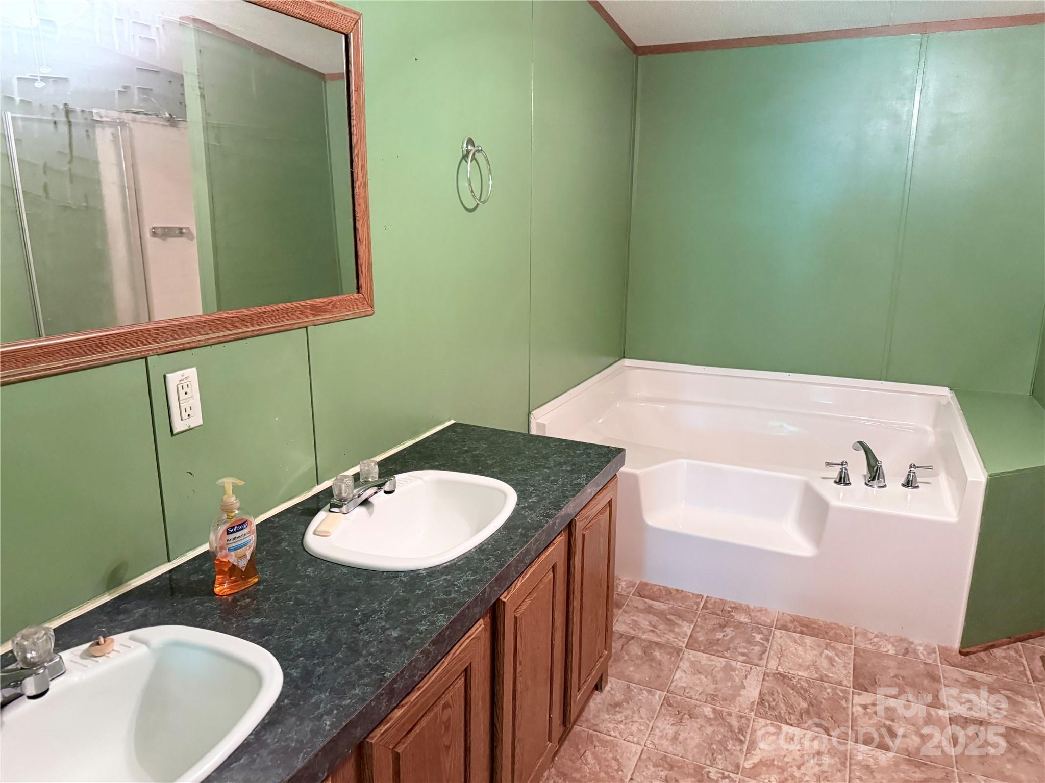 4183 Tonys Trail