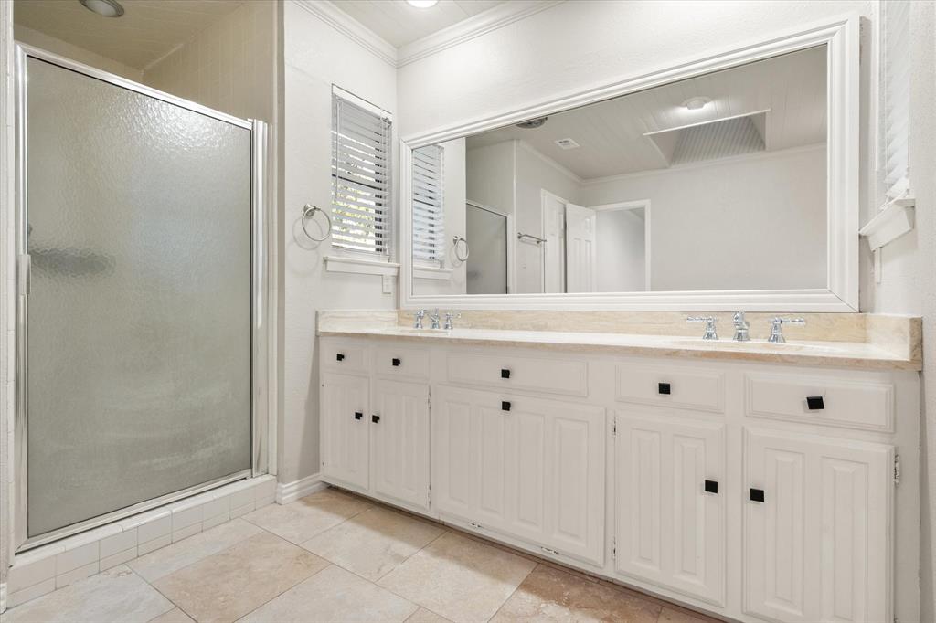 1705 Glenbrook Street