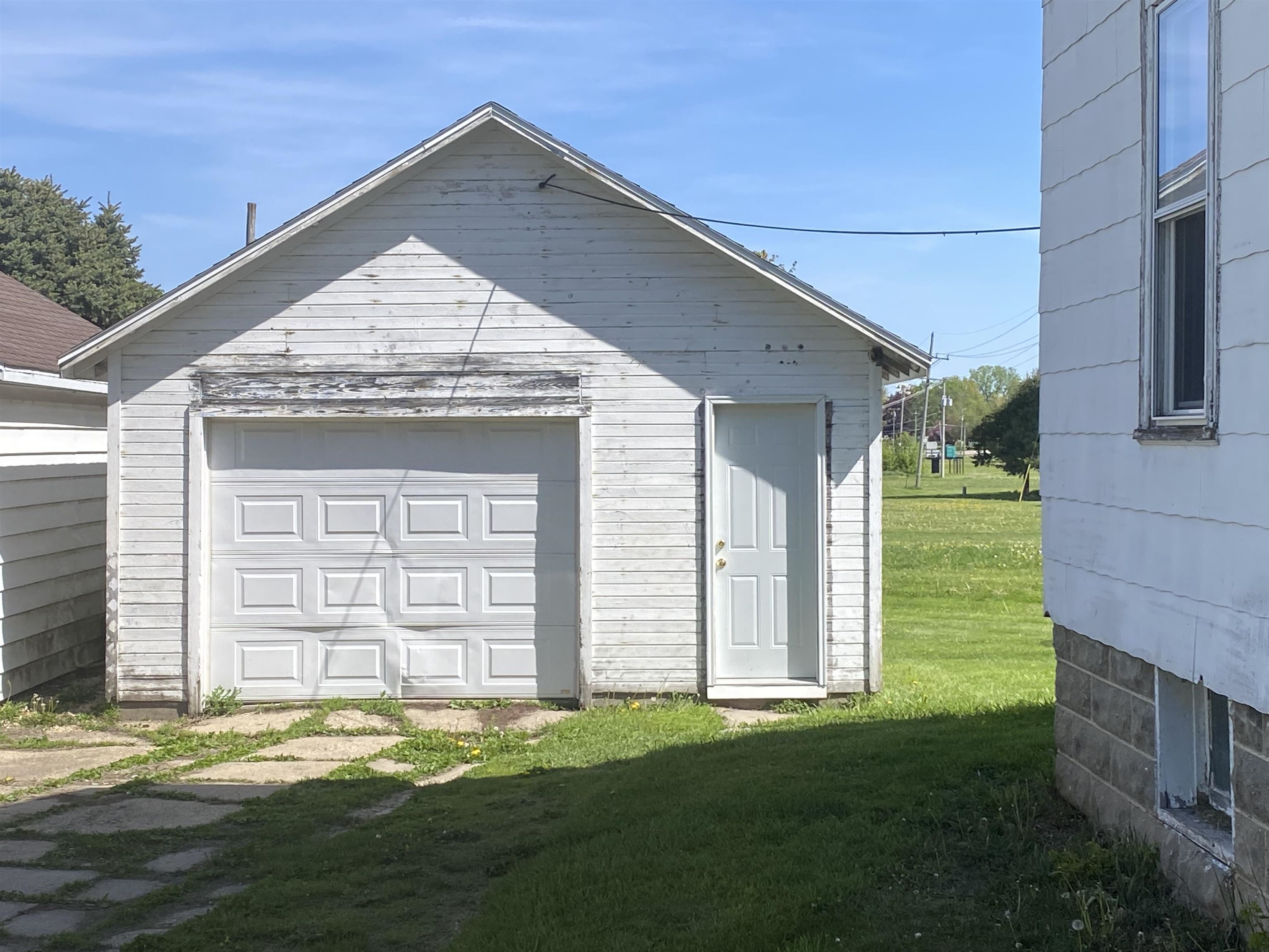 108 W North Street