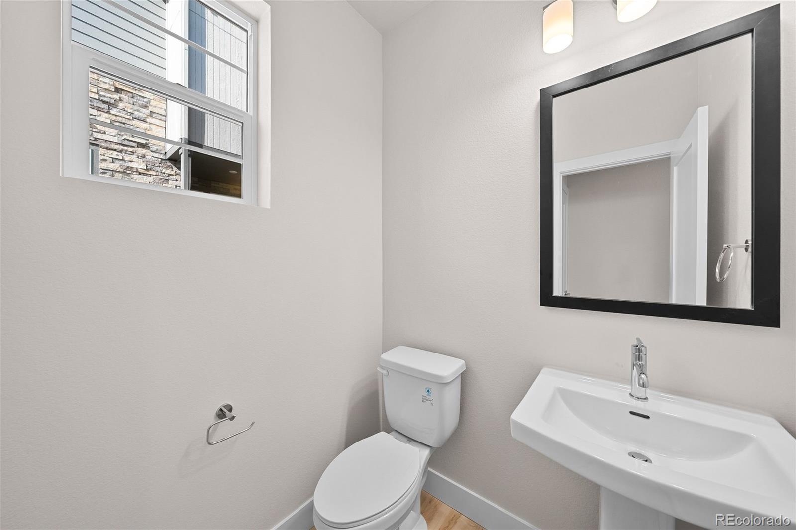 8731 Whiteclover Street