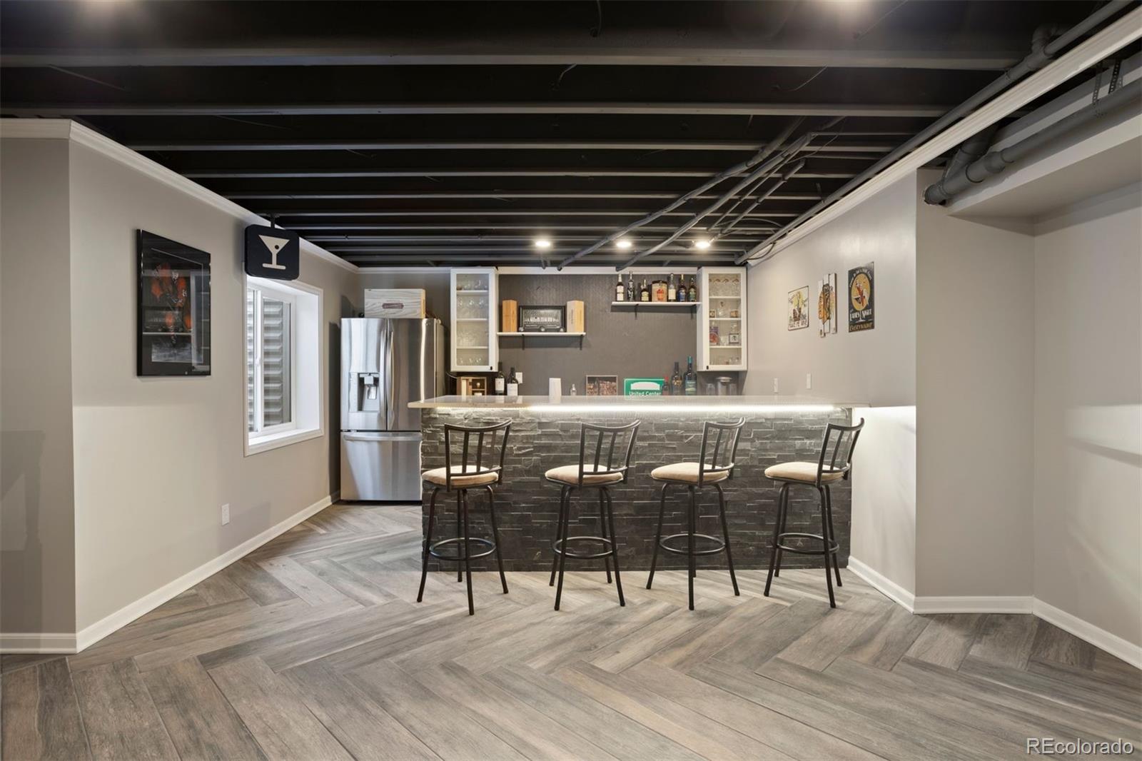8015 Grady Circle