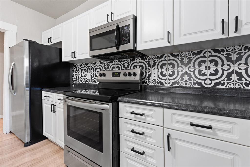 505 1/2 College Street 505