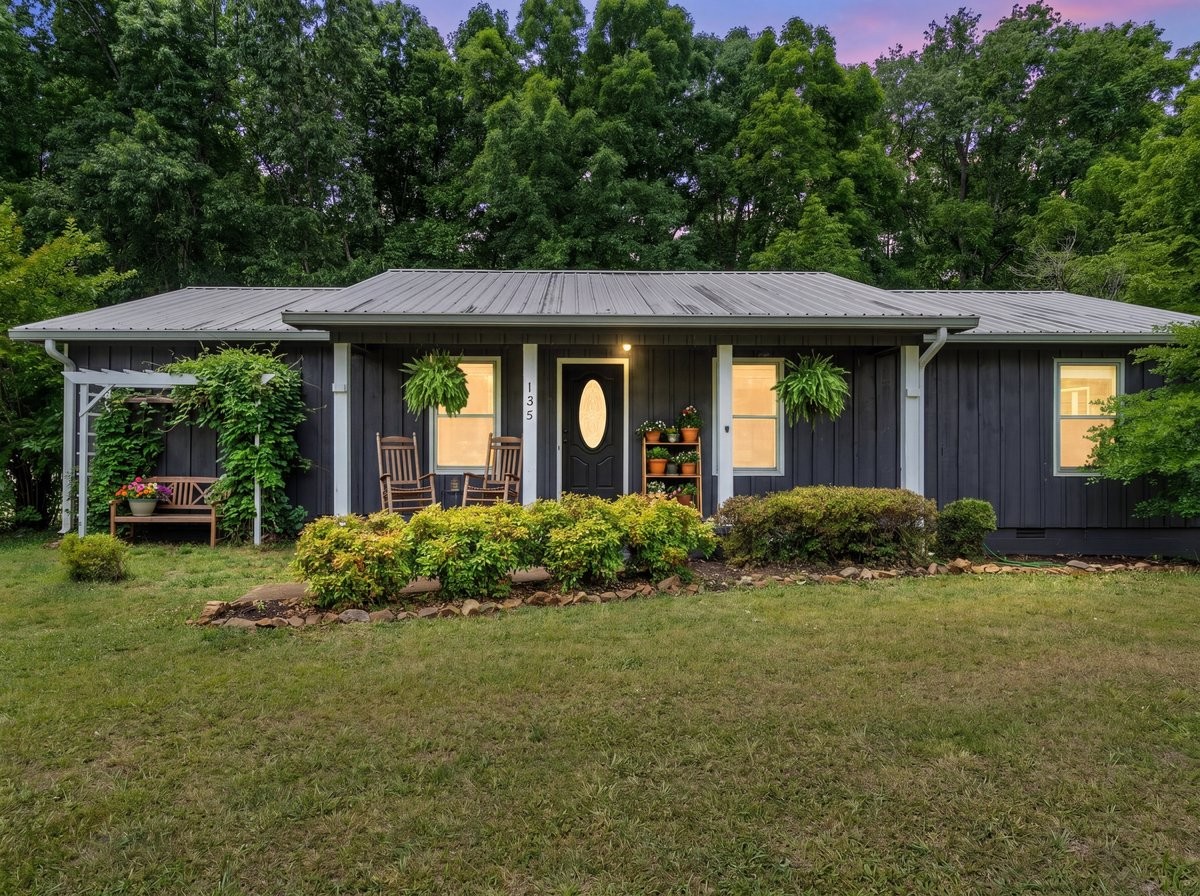 135 Briarwood Ct