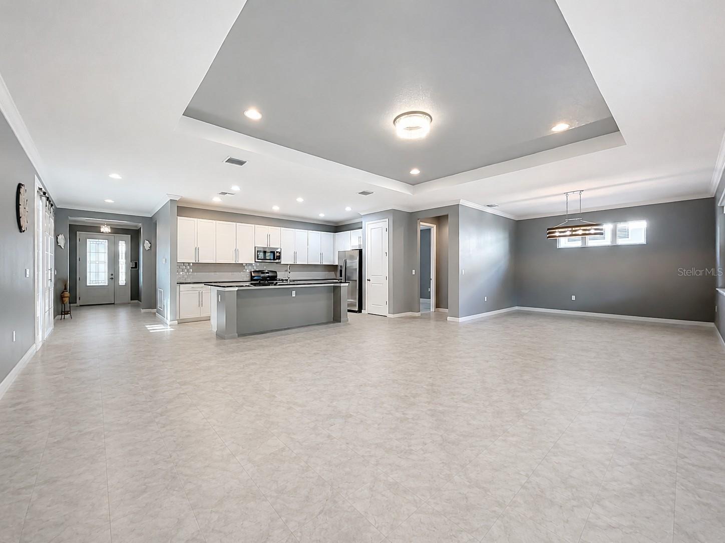 295 Northcote Court