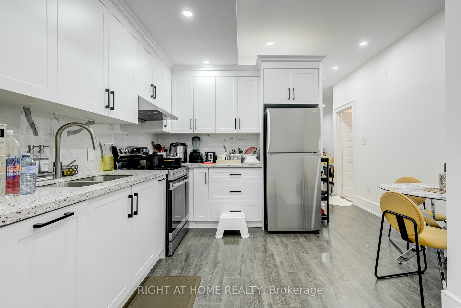 438 Pharmacy Ave