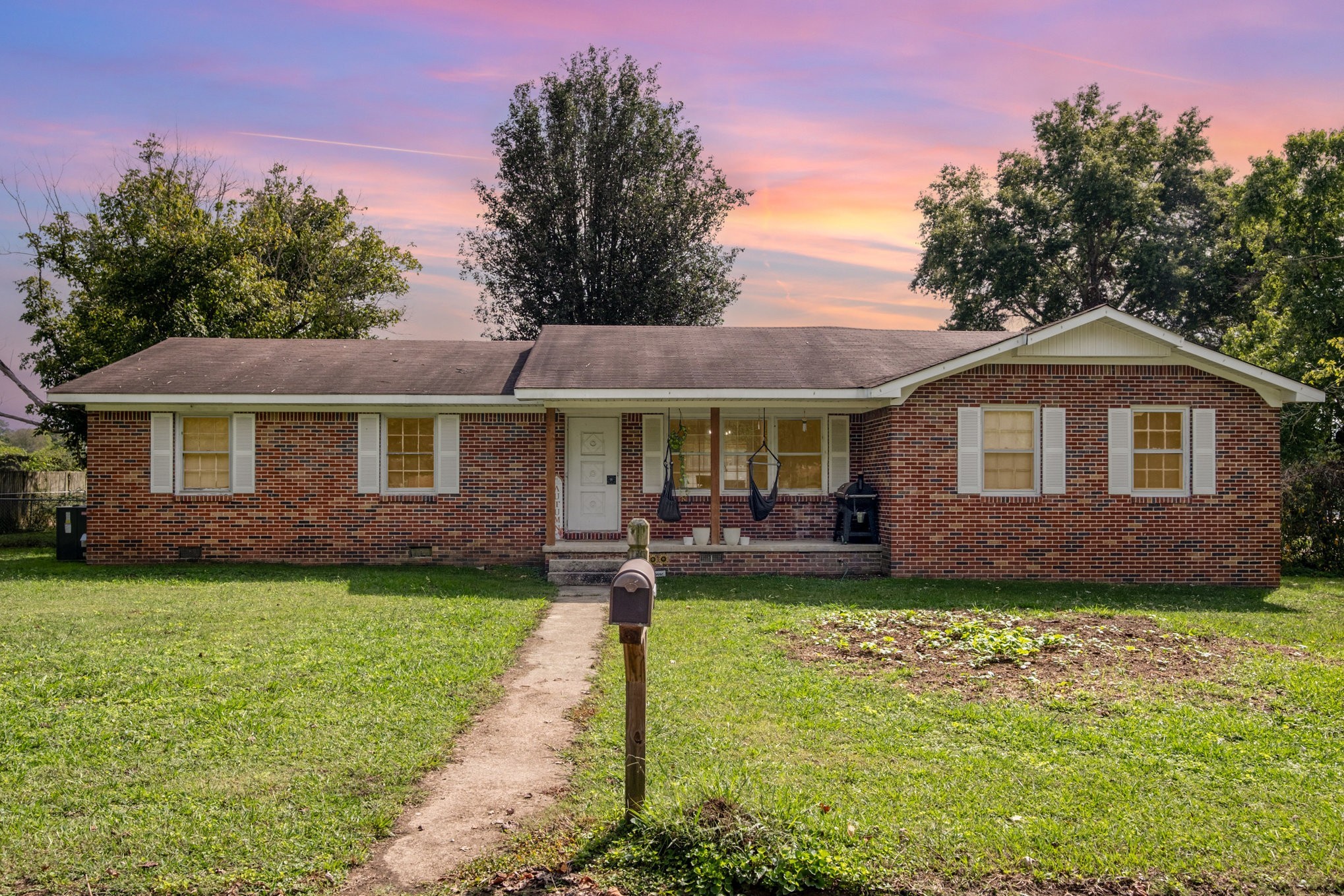 125 Morton Dr — sold June 1, 2026