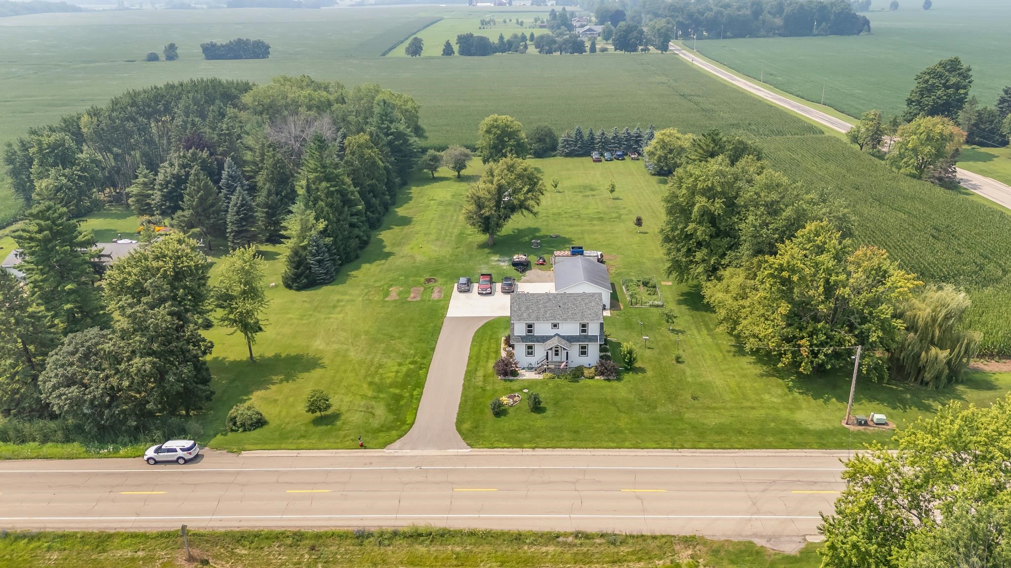 5261 County Rd T