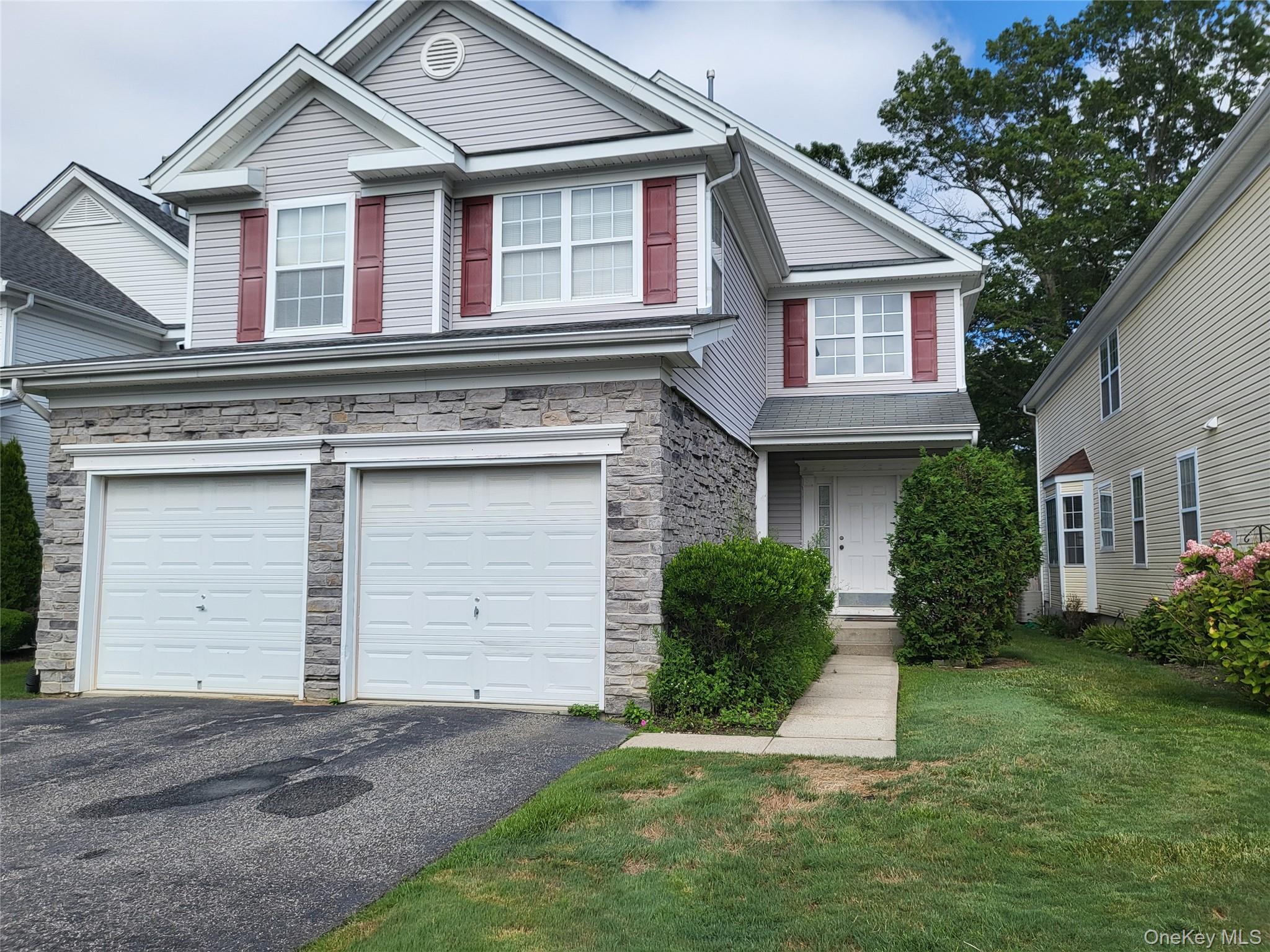 Limited Hampton Model with master en suite on 1st floor. Half bath just as you walk in front door, loft with two bedrooms and bath for guests. Free-standing home,  Washer/Dryer, well maintained located in a 24/7 gated community. Amenities are plenty including brand new pickleball courts, billiards, ping pong, two clubhouses with indoor all year-round heated pools, saunas, jacuzzi, professionally landscaped 9-hole golf course, bocce, racquetball, and so much more. Community living at its best! Tons of social activities to choose from. Imagine hearing the snowplows removing the snow from your walkway while you peacefully lay in your bed never having to worry about shoveling again! Sold "As Is". needs new cac