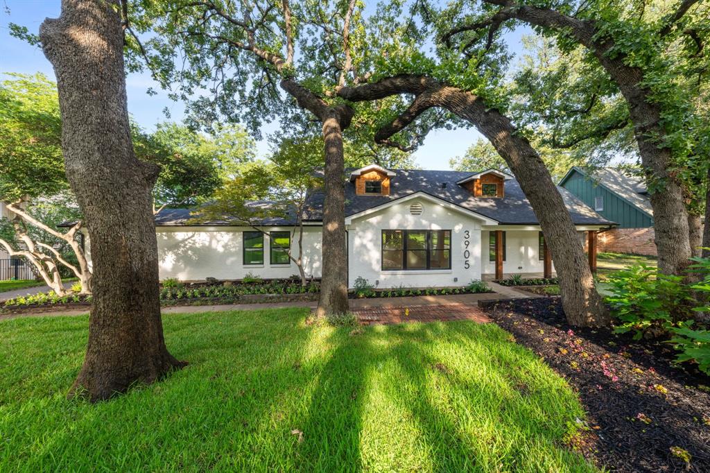 3905 Shady Valley Drive