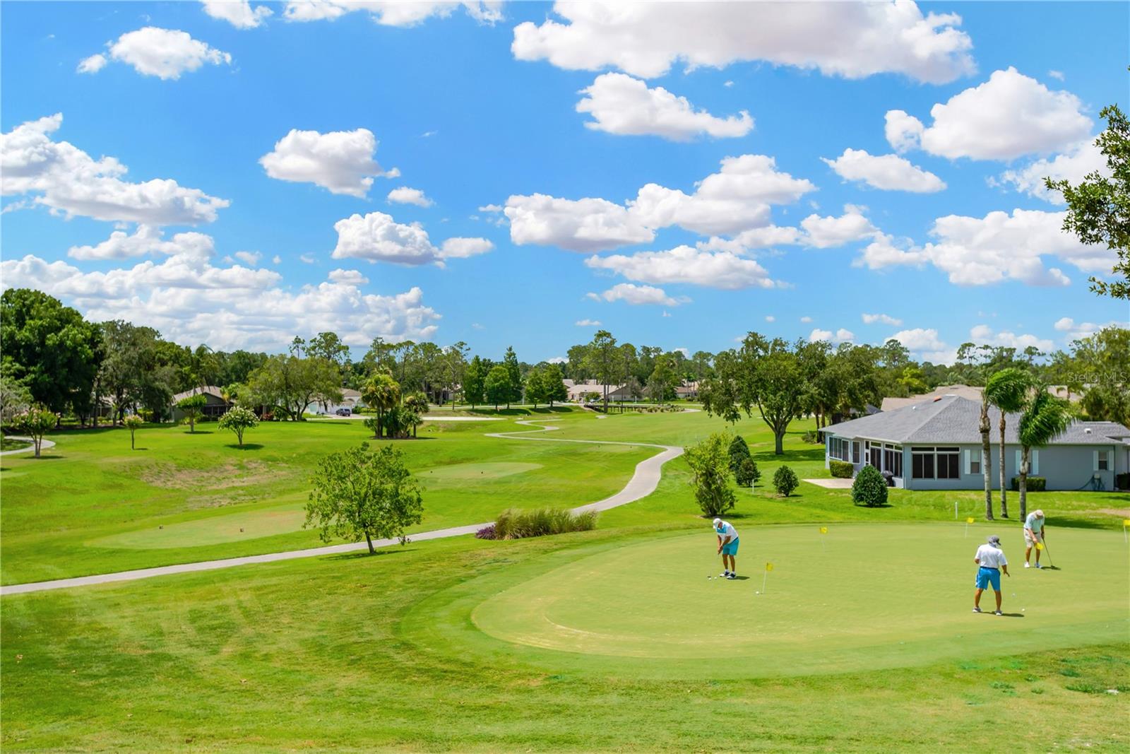 11148 Hollander Avenue