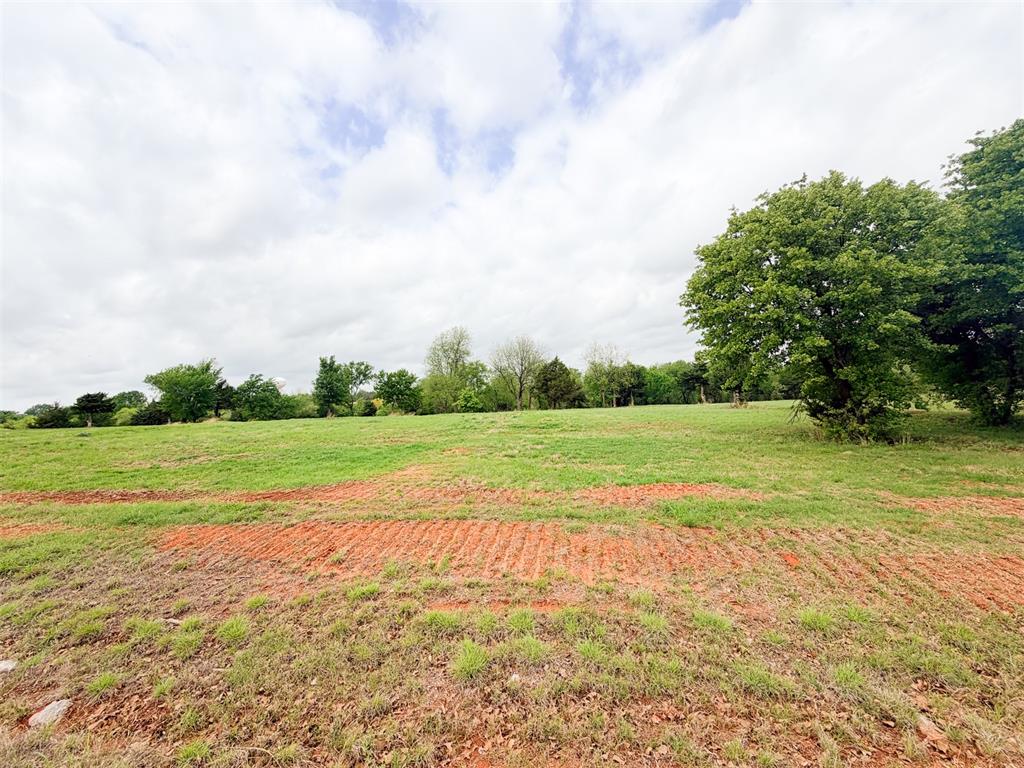 Build your dream home on this stunning almost 2-acre waterfront lot in Selah, where nature and community come together. Privately tucked within a forward-thinking new urban development, this homesite offers serene lake views, peaceful surroundings, and the perfect balance of seclusion and connection. Enjoy the beauty of waterside living while remaining part of a thoughtfully designed community.