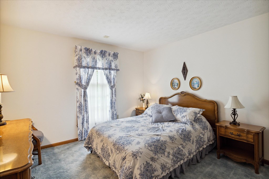 377 Thomas Loop Road