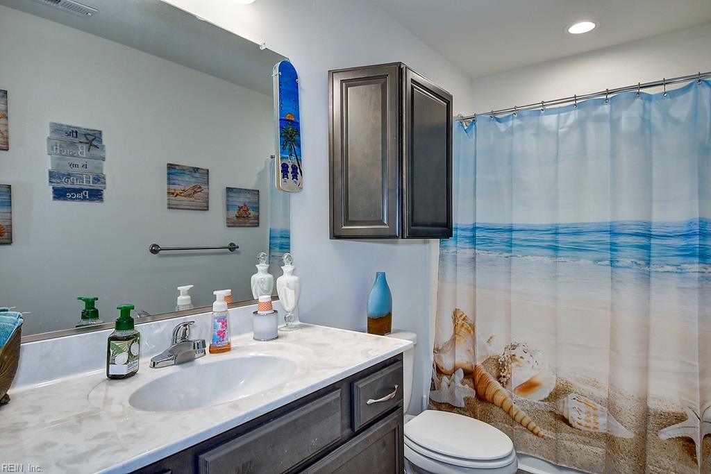 1002 Opal Street 103
